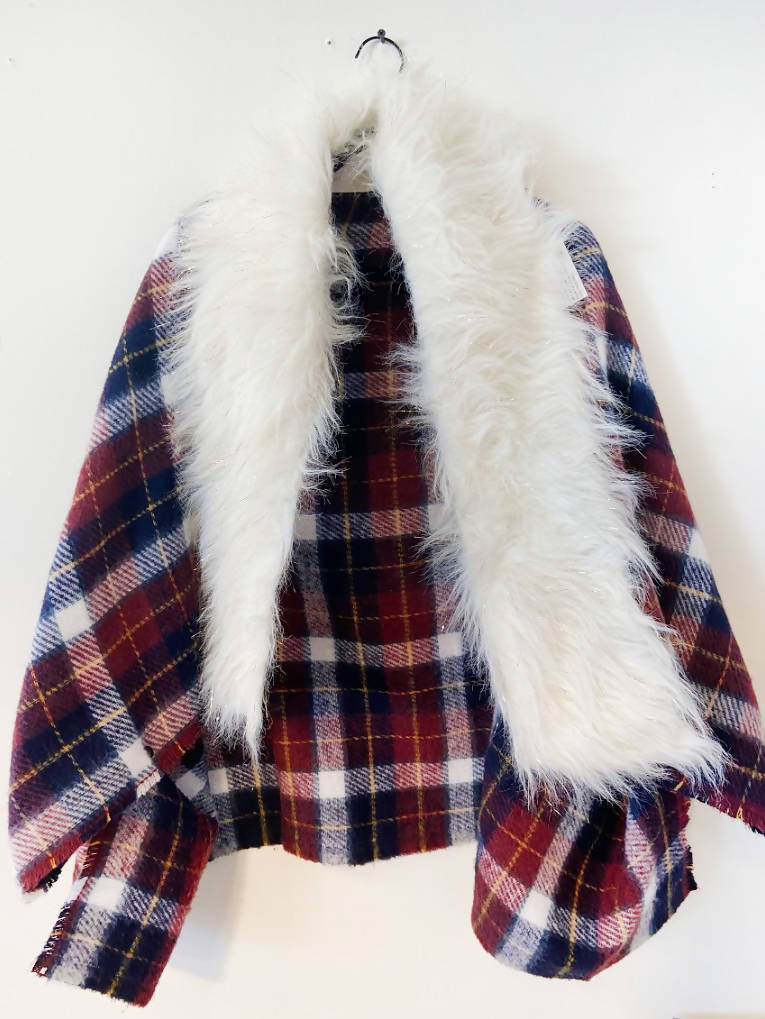 Lorna M Designs- Faux-Fur Collar Wraps