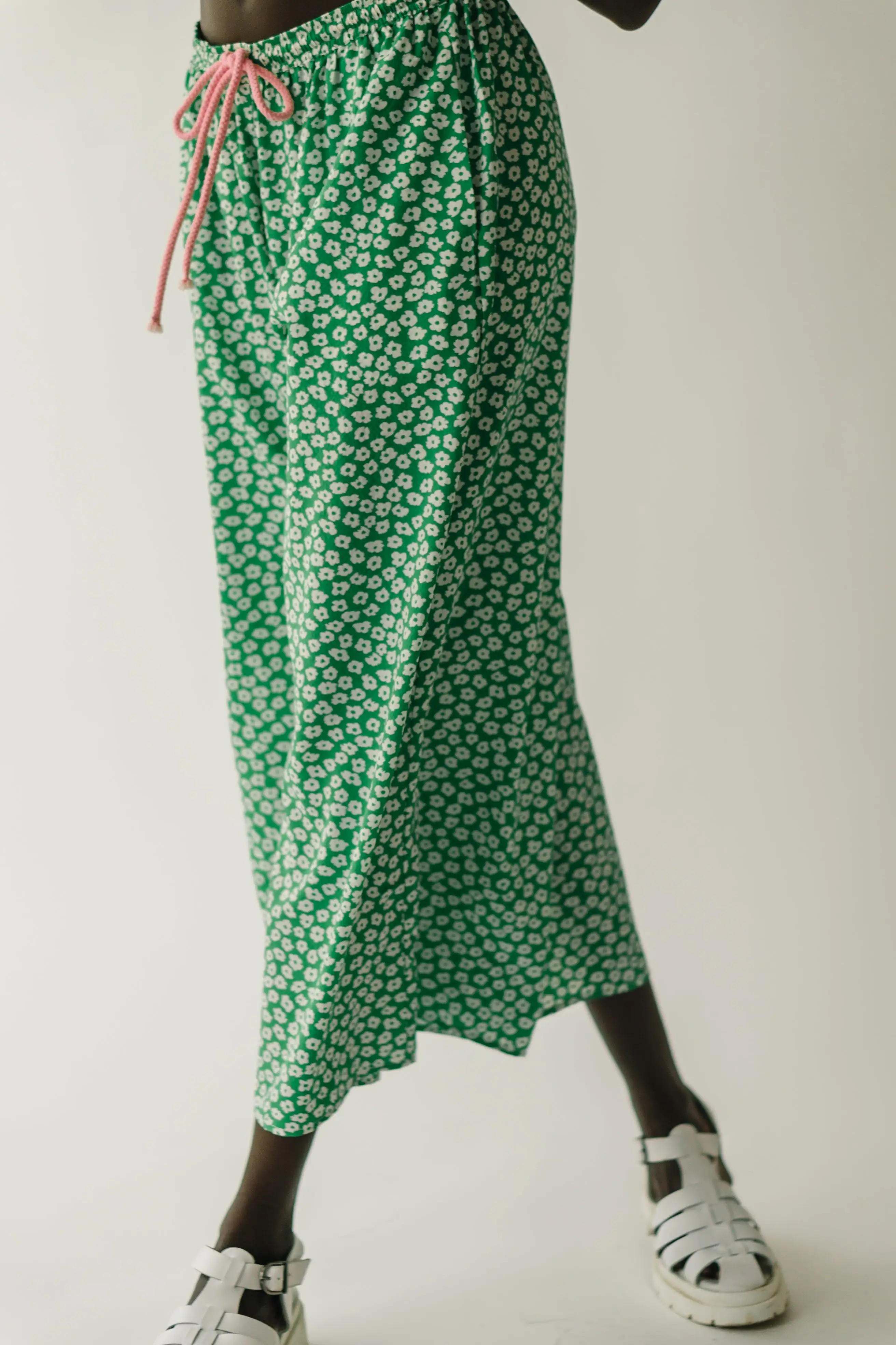 The Culkin Floral Pants in Green